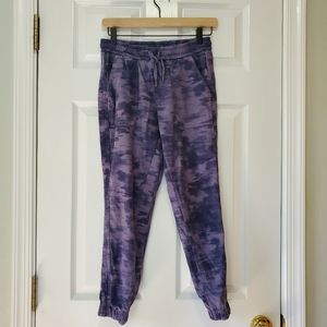 Athleta Farallon Printed Jogger Size 2P Violet Blue Tie Dye